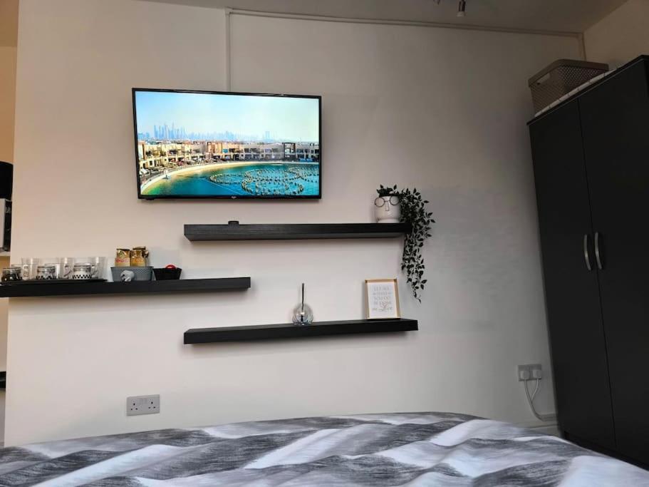 Studio Style Room, Near Tooting Broadway Station Londra Esterno foto